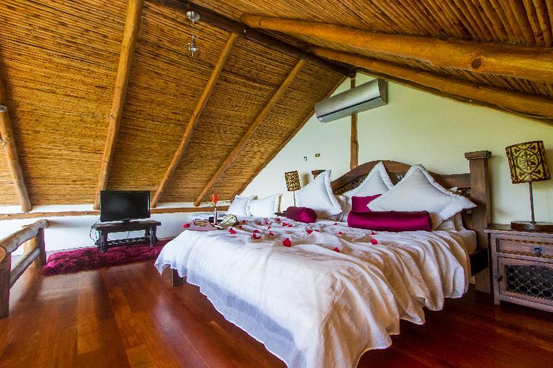 Issimo Suites Boutique Hotel & Spa - Adults Only マヌエル・アントニオ エクステリア 写真