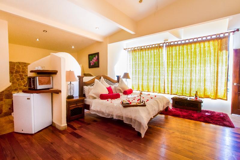 Issimo Suites Boutique Hotel & Spa - Adults Only マヌエル・アントニオ エクステリア 写真