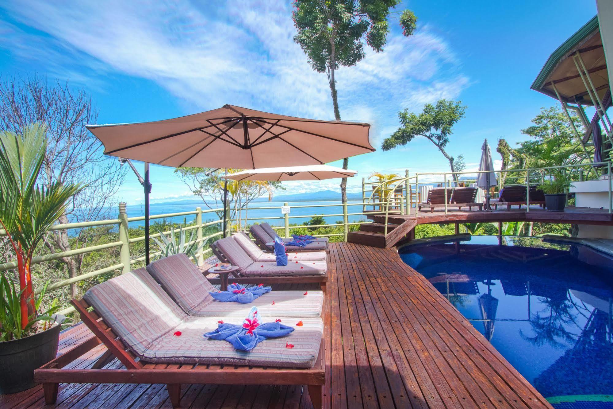 Issimo Suites Boutique Hotel & Spa - Adults Only マヌエル・アントニオ エクステリア 写真